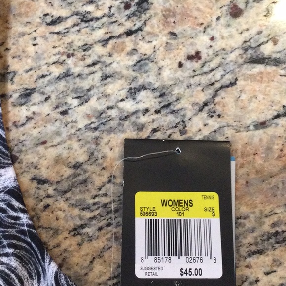 Nike NWT womens size small tank - Picture 3 of 6